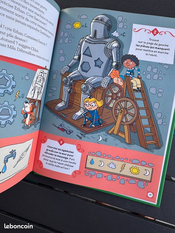 Livre Le carnet de Léonard Hachette jeunesse neuf (image 4)