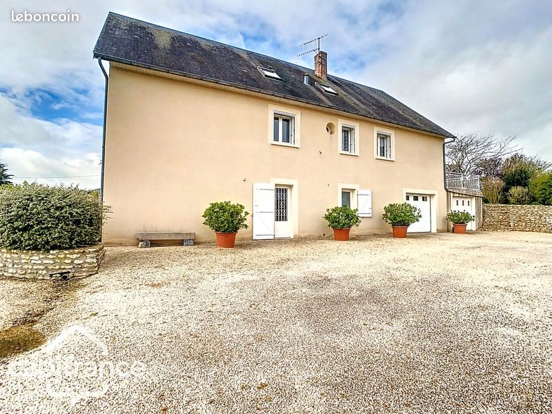 Maison 7 pièces 173 m² - Saint-Varent 79330 (image principale 7)