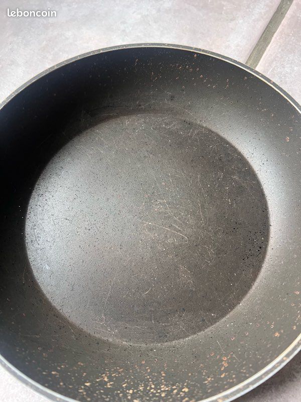 Poêle 20cm et 25cm (image 2)