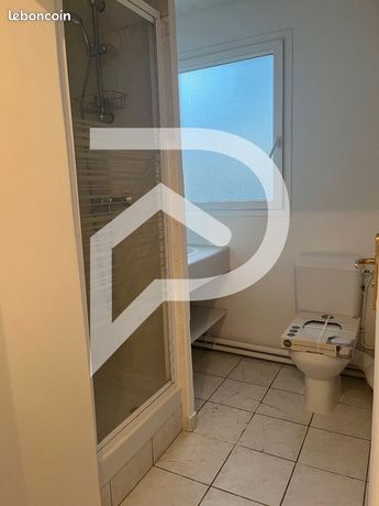 https://img.leboncoin.fr/api/v1/lbcpb1/images/89/bc/2a/89bc2a8e013f3971aa750c8ae6b06a43612a8141.jpg?rule=ad-image