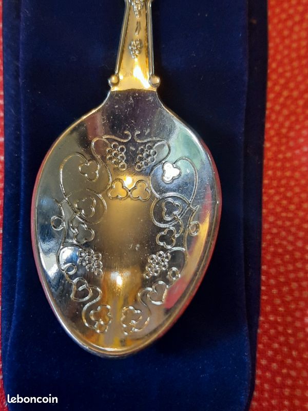 Cuillère Vintage En Plaqué Argent Melchior - Fabriquée En URSS