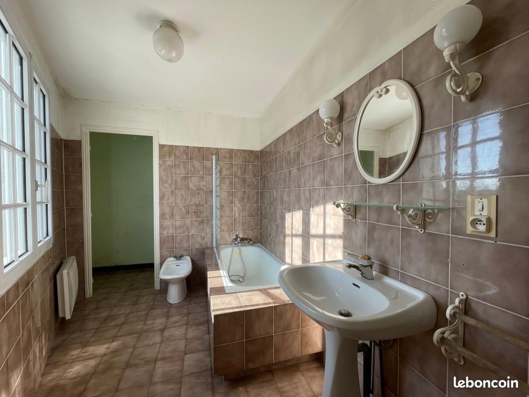 Maison 4 pièces 90 m² - Saint-Savinien 17350 (image principale 16)