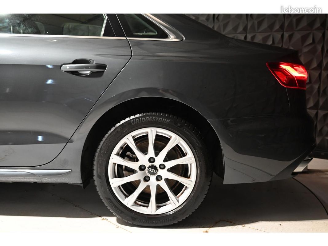AUDI A4 2.0 35 TFSI - 150 - BV S-tronic 2016 BERLINE Business line PHASE 3 (image 11)