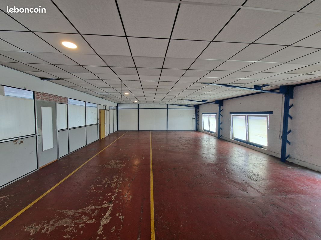Atelier lumineux 80 m² – accès monte-charge – Roubaix (image 2)