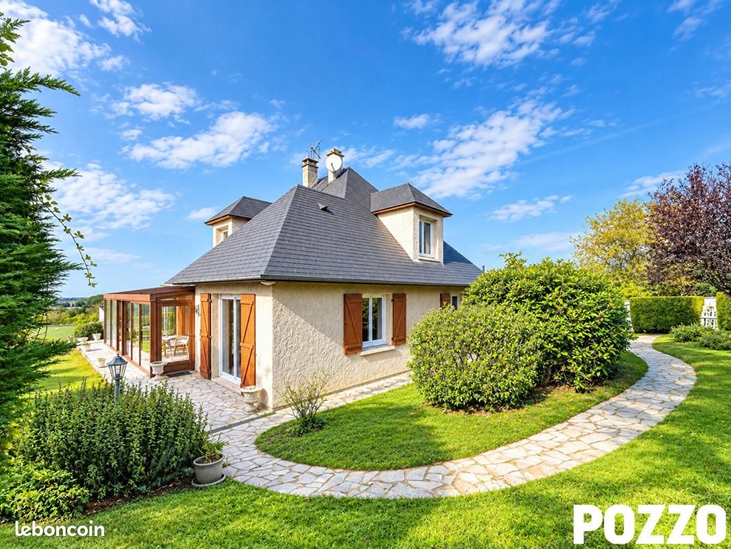 Maison 6 pièces 160 m² · à Bréville-sur-Mer · 160 m² · 609 000 €
