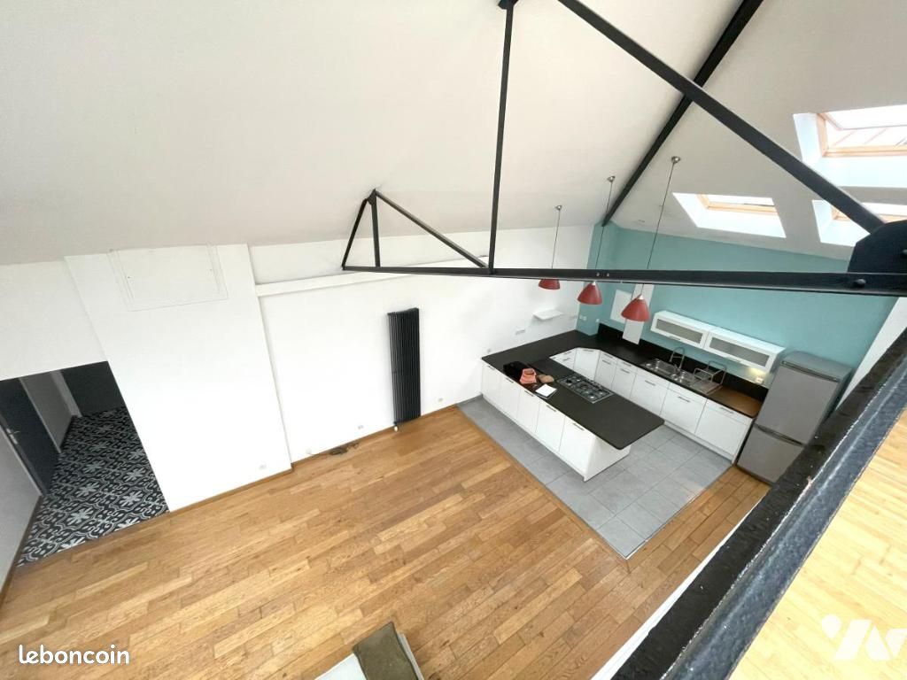 Appartement 4 pièces 118 m² · à Lille · 118 m² · 250 000 €