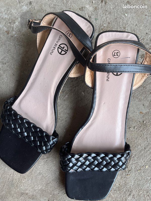 Chaussures (image 1)