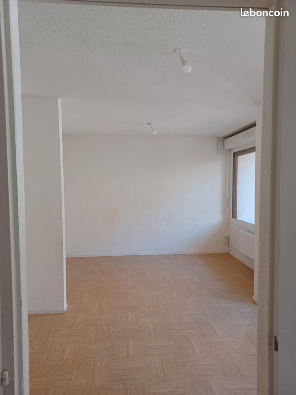 Appartement 5 pièces 91 m² · à Magland · 91 m² · 899 €/mois