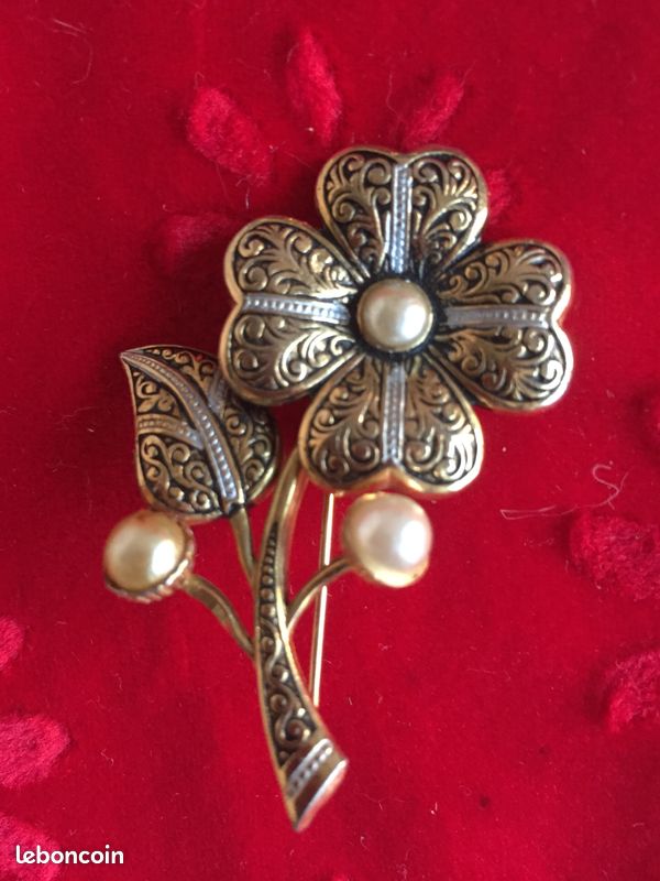 Belle Broche Vintage Trèfles Et Pierres - Bijou Ancien Et Charmant