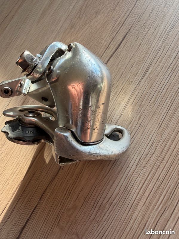 Dérailleur Arrière Campagnolo C Record – Rétro, Très Bon état