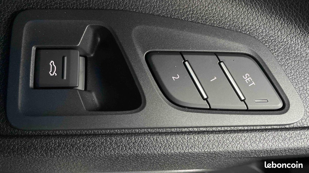 AUDI Q3 Sportback 35 TFSI 150 ch S tronic 7 S line (image 26)