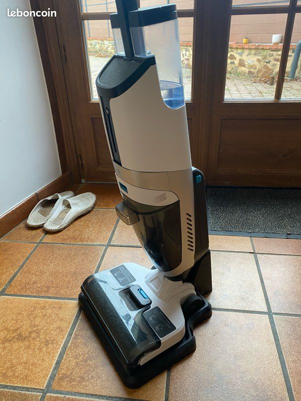 Aspirateur laveur Essentielb CleanWash – Très peu utilisé (image 2)