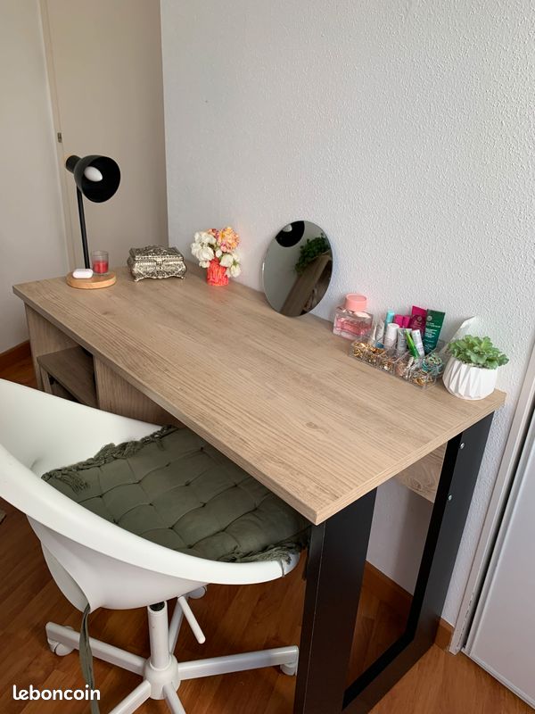 Bureau en très bonne état (image 5)