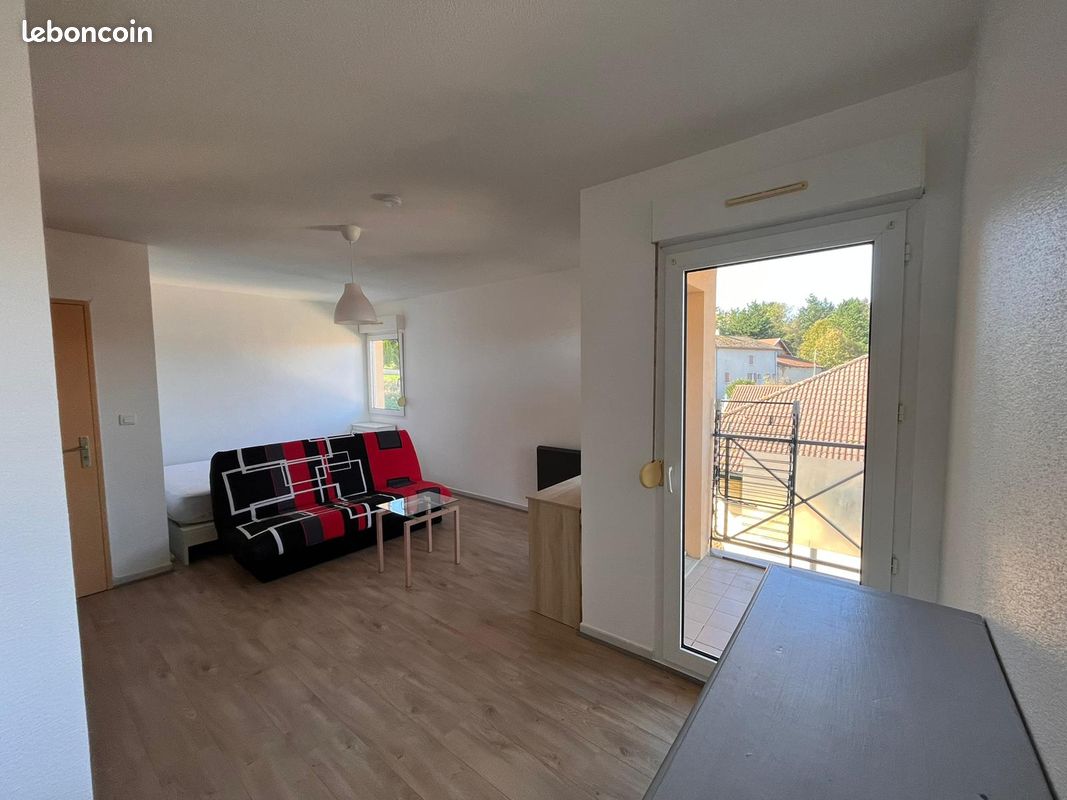 Appartement 1 pièce 30 m² · à Saint-Chef · 30 m² · 470 €