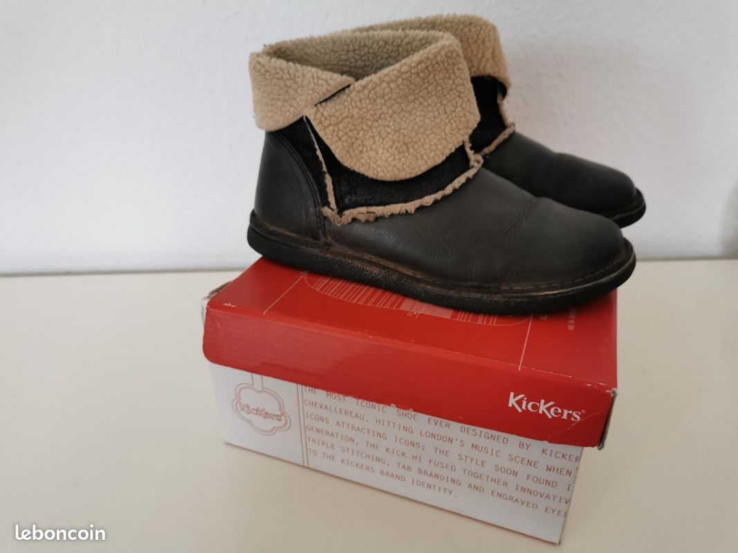 Bottines noires Kickers cuir et daim très bon état taille 40 (image 5)