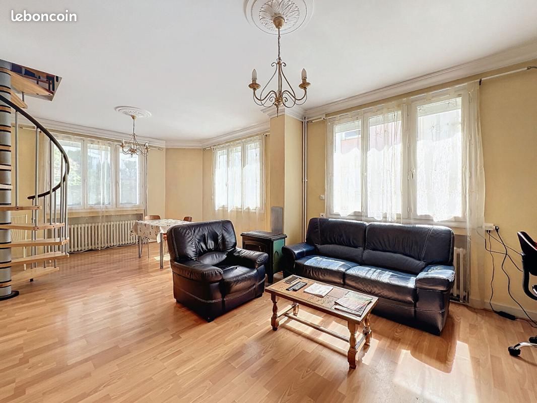 Maison 6 pièces 182 m² · à Villeneuve-sur-Lot · 182 m² · 188 900 €