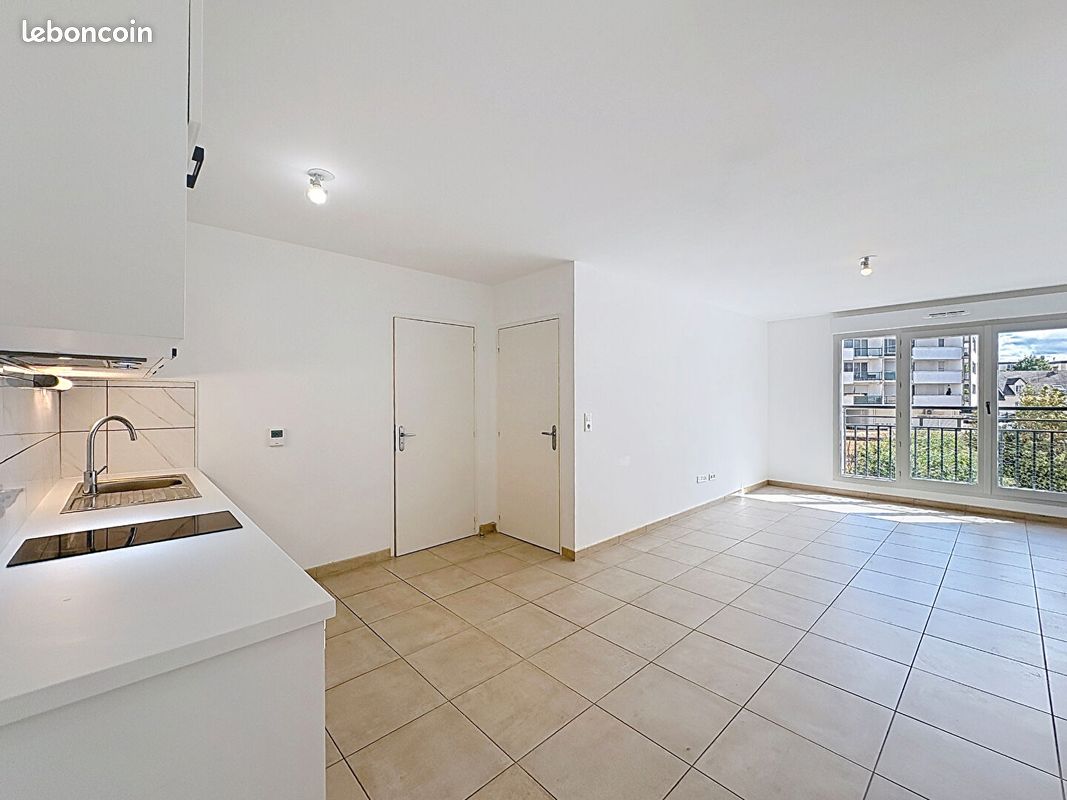 Appartement 2 pièces 47 m² · à Lucé · 47 m² · 610 €