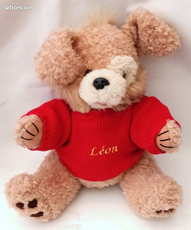 Petit ours en peluche fait main tenant un poussin de 1,5 pouces, joli