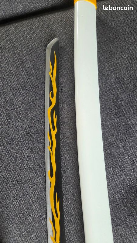 Katana japonais Démon Slayer - Zenitsu (image 2)