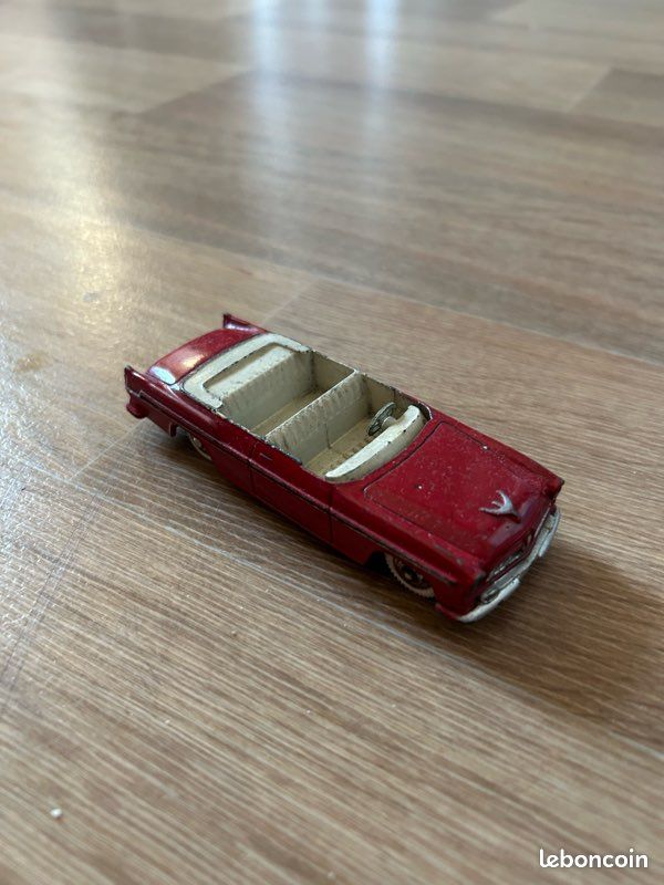 DINKY TOYS NR. 24 A CHRYSLER NEW YORKER RESTAURIERT REPROBOX | Kaufen