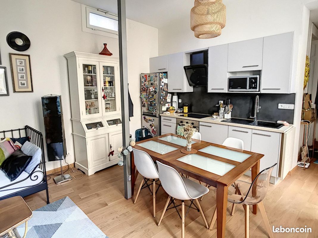 Appartement 2 pièces 52 m² · à Bordeaux · 52 m² · 1 037 €