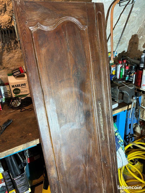 Porte d'armoire ancienne en chêne (image 1)