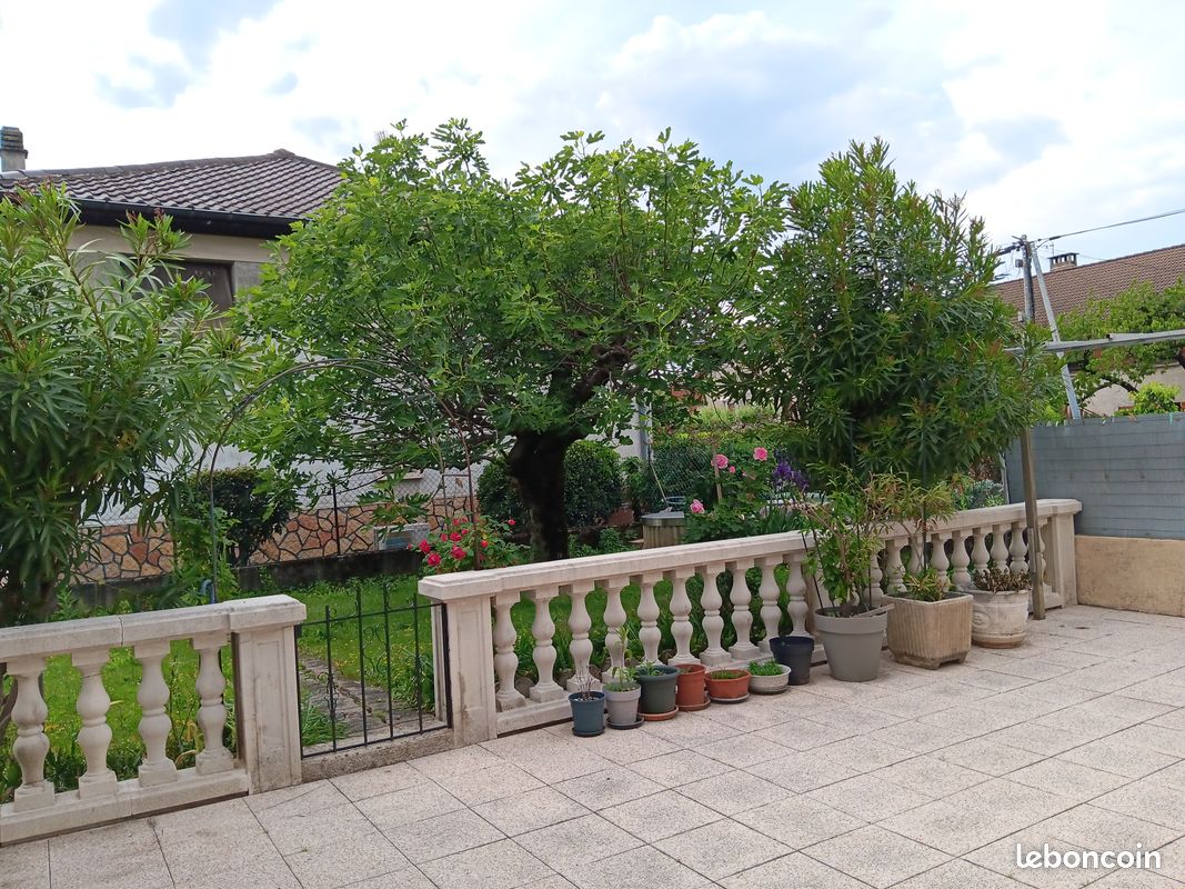 Maison 4 pièces 85 m² · à Fontaine · 85 m² · 329 000 €