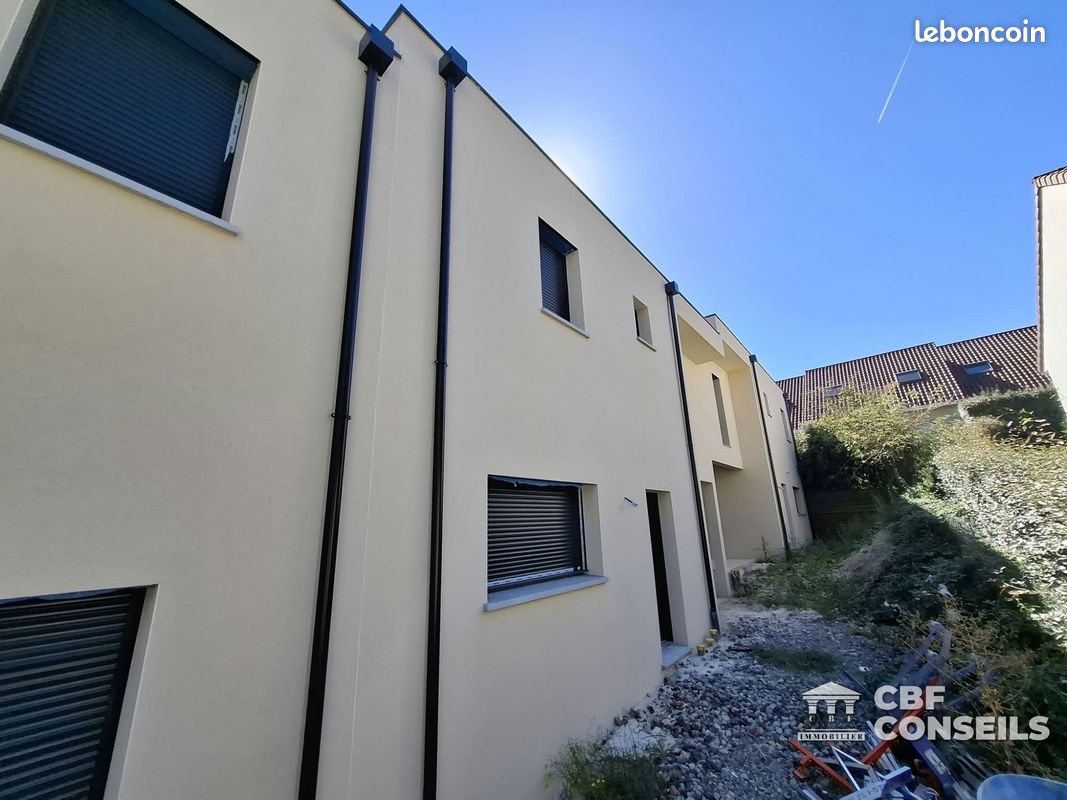 Maison 16 pièces 333 m² · à Clermont-Ferrand · 333 m² · 870 000 €