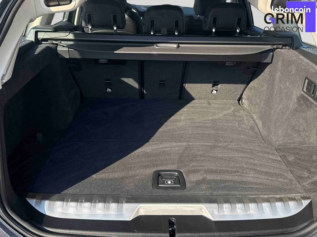 BMW Touring 320e xDrive 204 ch BVA8 Lounge (image 12)