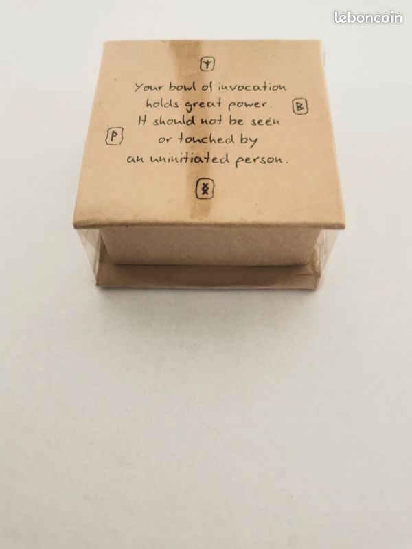 Coffret porte-encens avec cônes d'encens - version ANGLO (image 2)