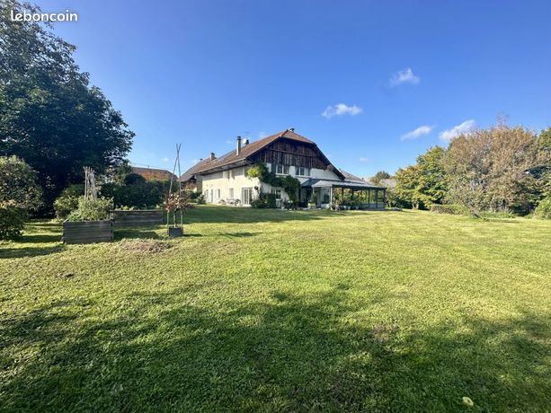 Maison 5 pièces 212 m²