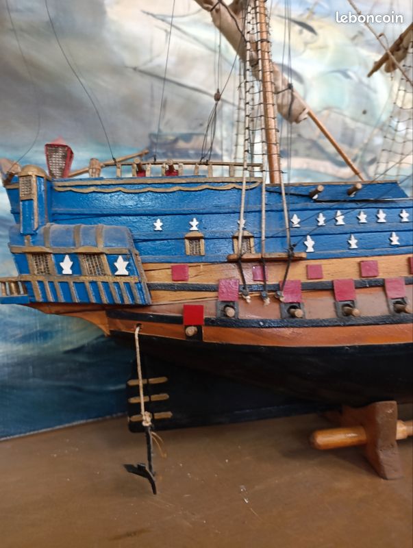 Maquette De Bateau 3 Mats En Bois - 16 Cm De Long, 16 Cm De Haut - Voilage En Tissu, Fabrication Française Vintage