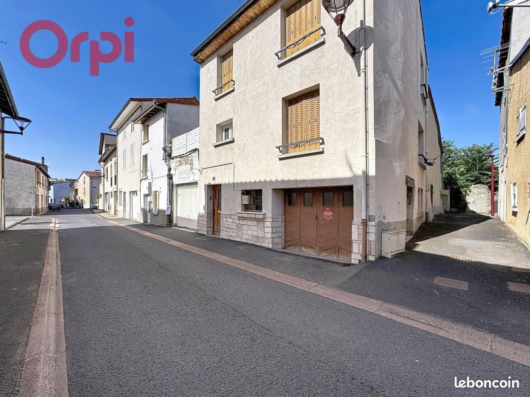 Maison 4 pièces 70 m² · à Aulnat · 70 m² · 95 000 €