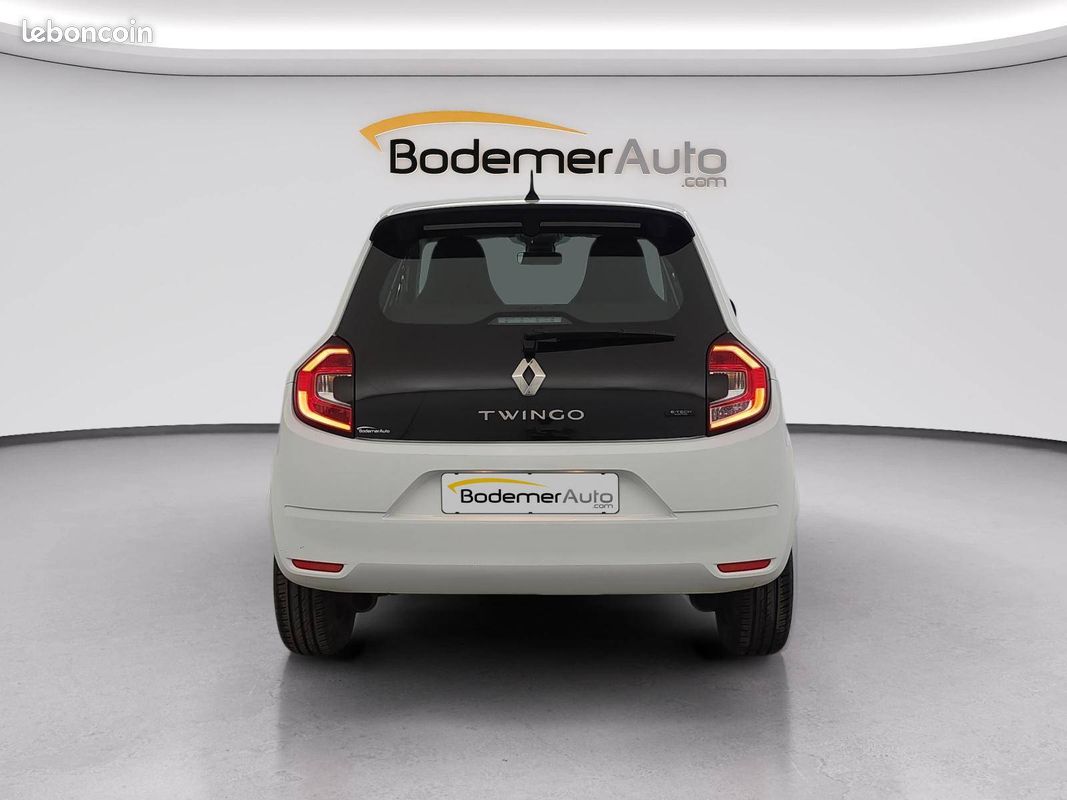RENAULT Twingo III E-Tech Authentic (image 4)
