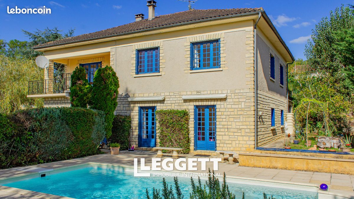 Maison 12 pièces 231 m² · à Puy-l'Évêque · 231 m² · 356 000 €