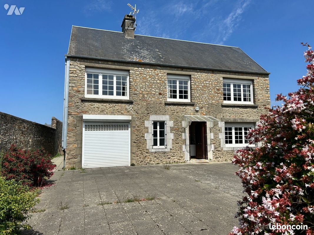 Maison 4 pièces 104 m² · à Gouville-sur-Mer · 104 m² · 233 200 €