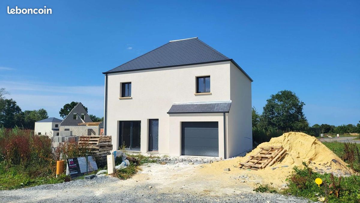 Maison 4 pièces 83 m² · à Saint-Martin-de-May · 83 m² · 243 847 €