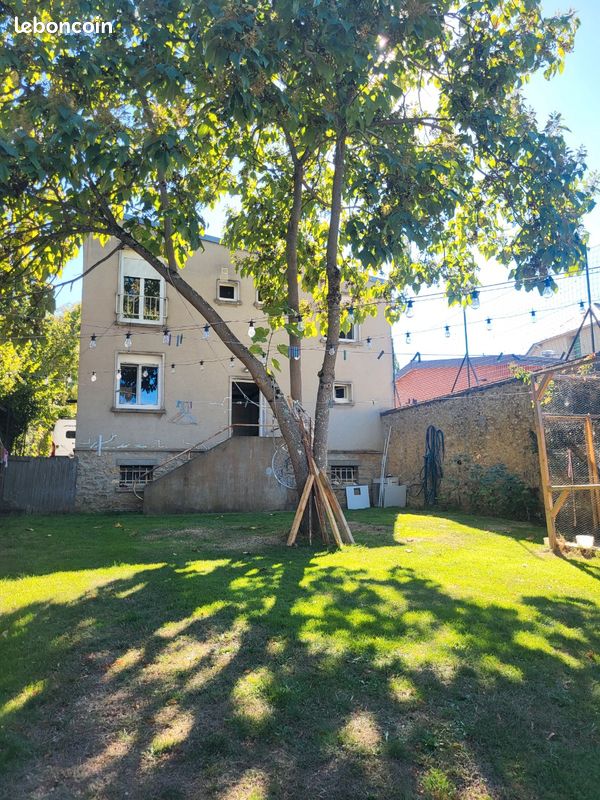 Maison 5 pièces 74 m² · à Coudrecieux · 74 m² · 133 000 €