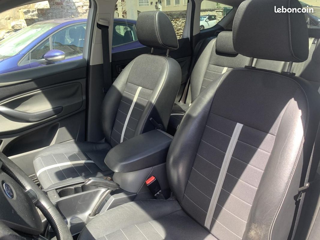 FORD KUGA Garantie 24 mois 2.0 TDCi 140 4x4 Titanium (image 13)