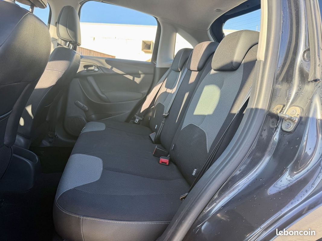 Citroen C3 1.6 HDI 90 CLIM REGUL CARPLAY (image 11)