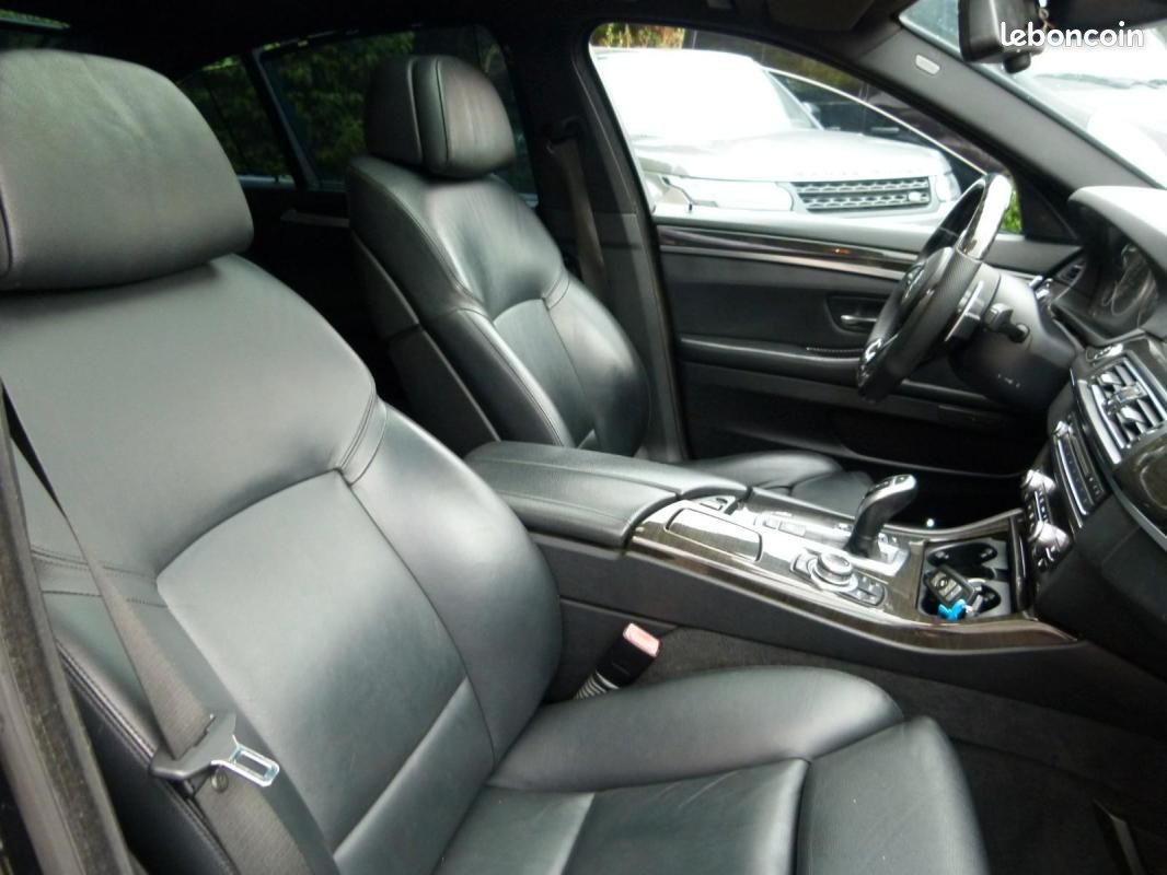 BMW 535 i 306ch - BVA TOIT OUVRANT HUD CAMÉRA DE RECUL INTERIEUR CUIR (image 26)