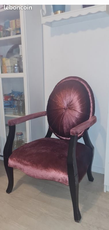 Fauteuil trône (image 1)