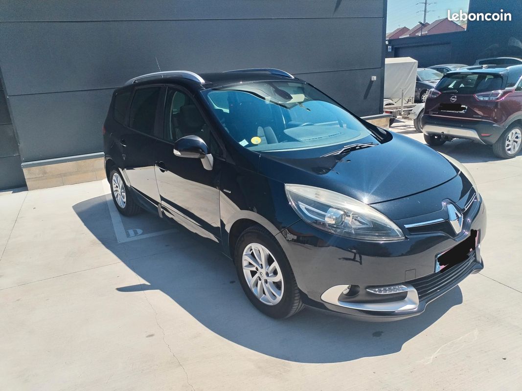 RENAULT GRAND SCENIC 1.5 DCI 110 CV BOITE AUTO Premiere main (image 2)