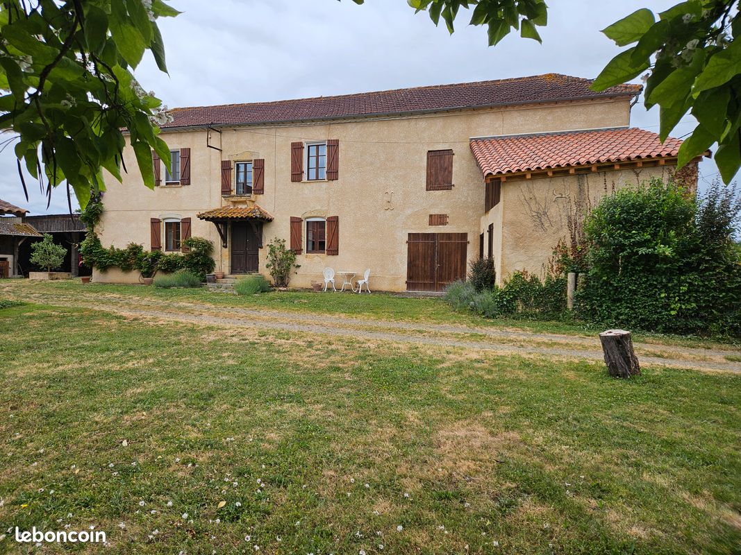 Maison 5 pièces 200 m² · à Madiran · 200 m² · 212 200 €