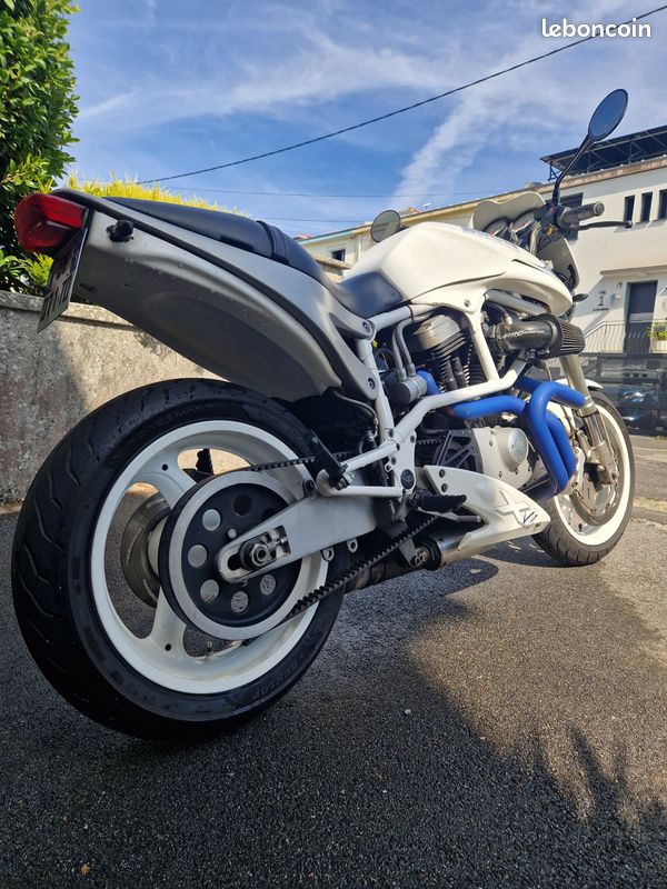 Buell X1 White litgtning (image 1)