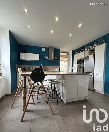 Propriété 4 pièces 105 m²