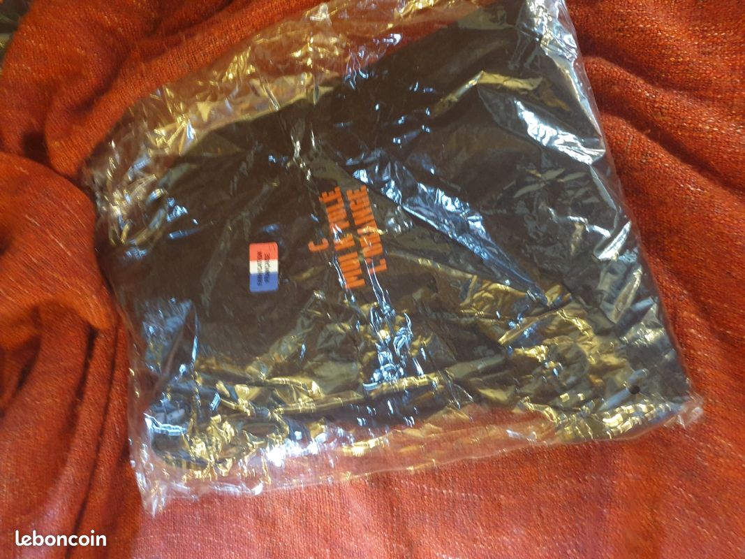 T-shirt S (marque artisanale) (image 1)
