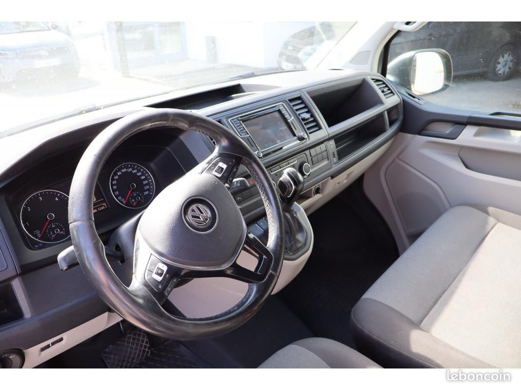 VOLKSWAGEN TRANSPORTER L1H1 Aménagé 3.0T 2.0 16V TDI - 204 T6 SG FOURGON TOLE Fourgon Tôlé L1H1 (image 24)