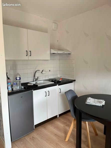 Appartement 1 pièce 30 m² · à Niort · 30 m² · 590 €