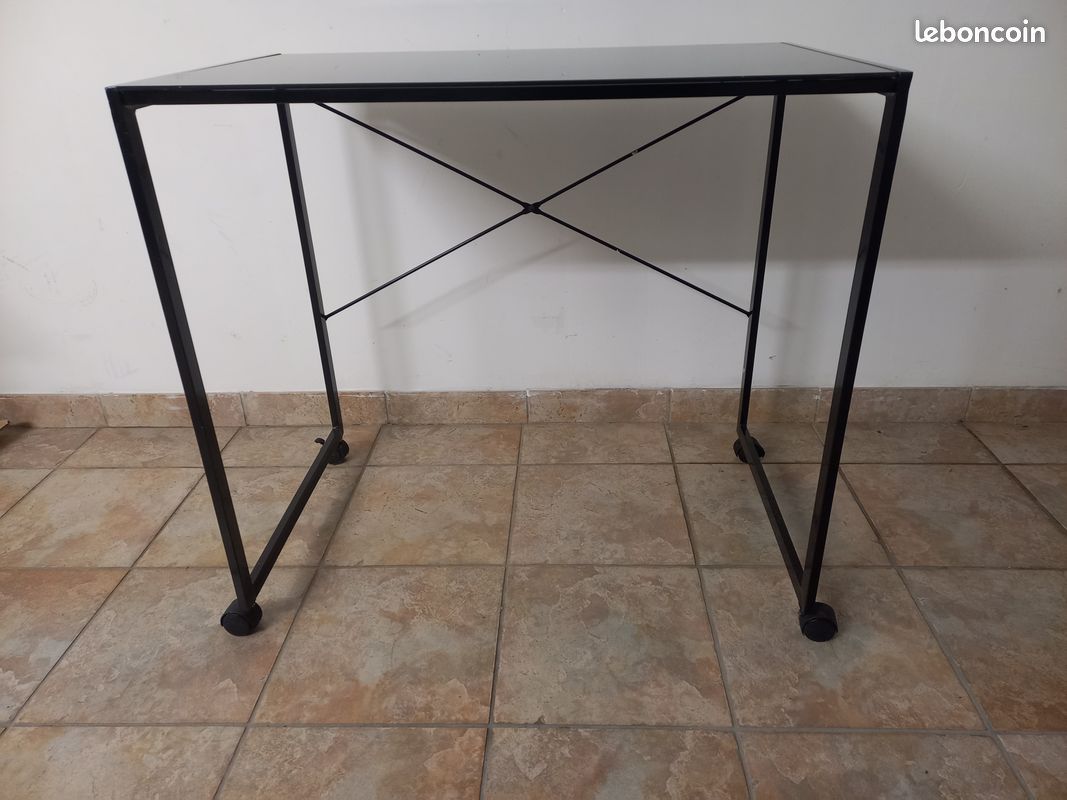 Bureau dessus verre (image 1)